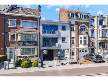 gelijkvloers appartement met zuidgericht terras