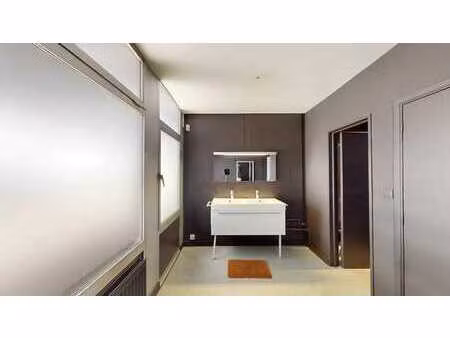 à louer – bureaux lumineux ±300 m² – rue libotte  liège