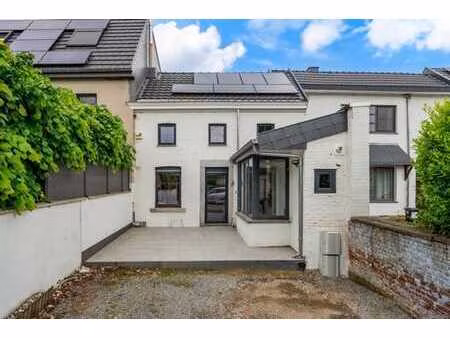 maison 2 chambres avec terrasse et parking