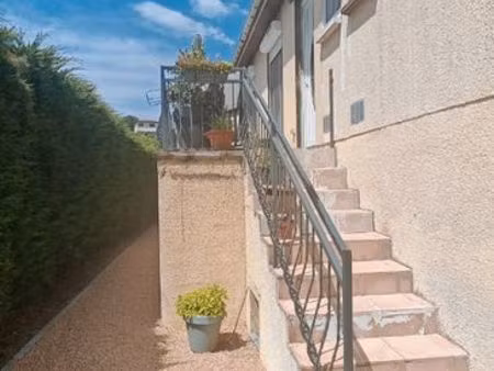 appartement t4 dans maison avec jardin