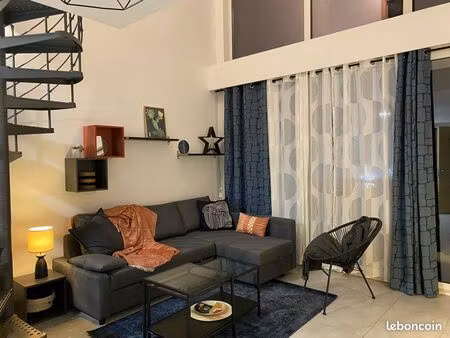 appartement en duplex avec parking terrasse et balcon
