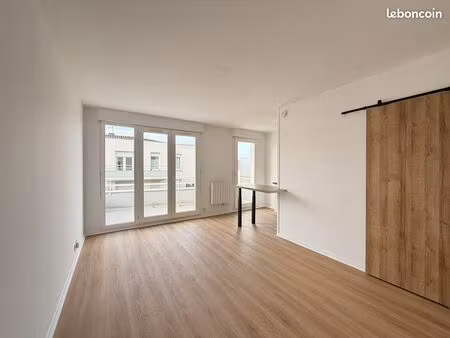 studio 1 pièce 26 m²