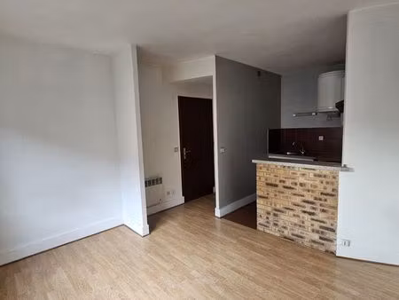 studio 1 pièce 22 m²