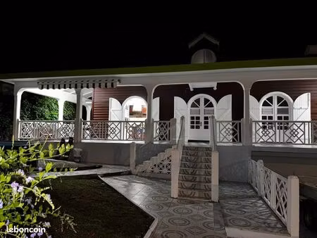charmant t1 meublé à saint-françois