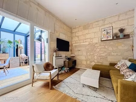 loue appartement t3 - quais bacalan - 72 m2 + terrasse + climatisation