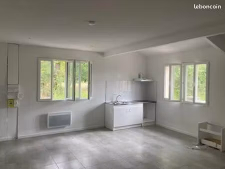 loue appartement t3 75m2 cavignac