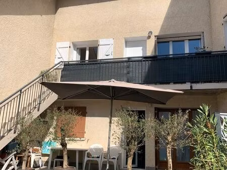 a louer appartement t2 47m2 avec terrasse