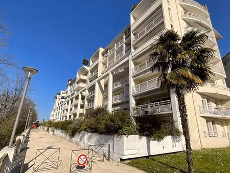 t4 de 97 m² entièrement rénové – résidence pyrénées soleil 4 - billere