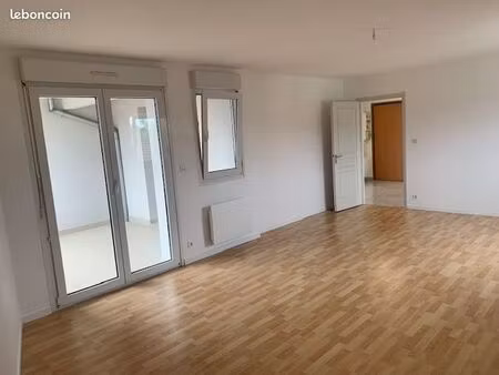 3 pièces 71 m² – grand séjour 28 m² – terrasse – garage – blotzheim