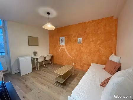studio 1 pièce 18 m²