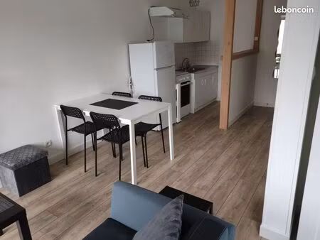 studio meublé à louer à fougères