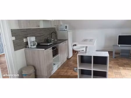 loue appartement à neuvy sur loire
