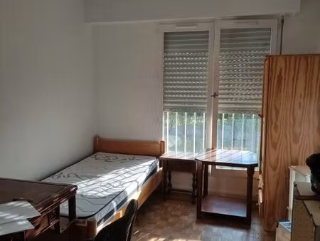 studio meublé 15m2  600euros/mois