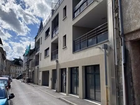 appartement 3 pièces 77 m²