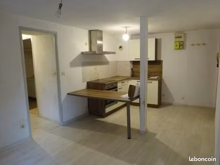 loue f3 avec cuisine équipée au centre ville de vesoul