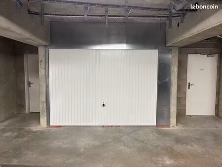 garage sécurisé venelles