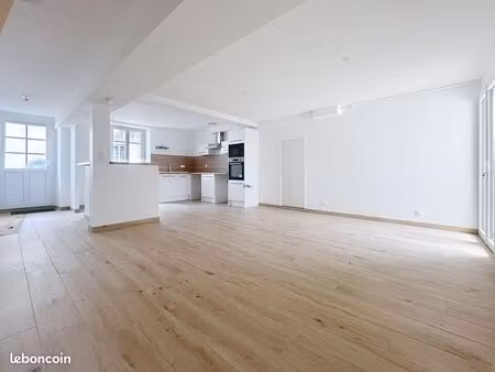 maison 3 pièces 77 m²