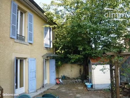 maison de village 3 pièces 67 m²
