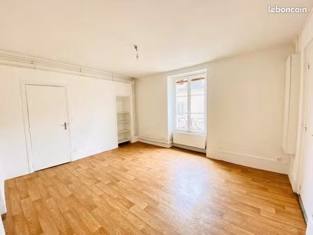 appartement 4 pièces 64 m²