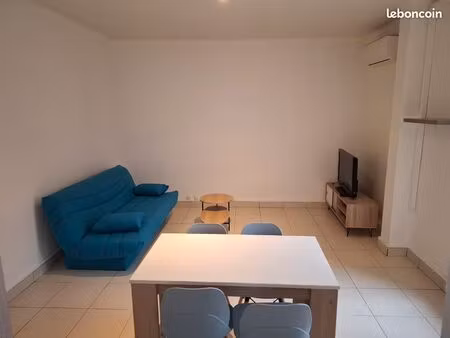 t2 de 52m2 meublé a toulon port/mayol