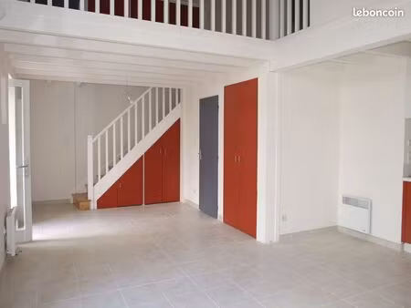 maison t4 entre champniers et brie