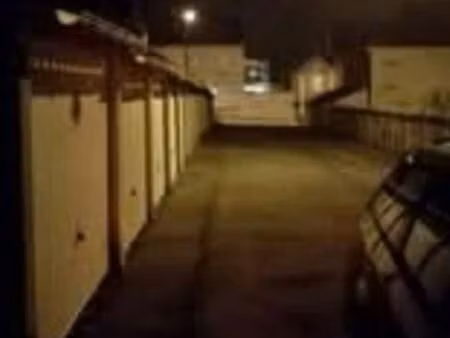 garage a louer jeumont rue victor bash