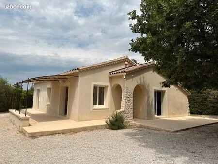 mazan  villa p4 environnement privilégié
