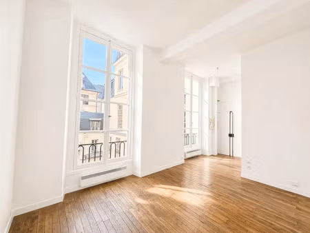 location locaux professionnels 25 m² à paris 3ème (75003)  1 234 €