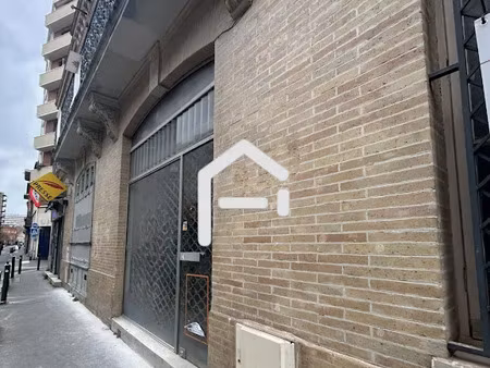 location locaux professionnels 35 m² à toulouse (31000)  1 500 €