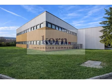 location locaux professionnels 1900 m² à villeneuve-la-garenne (92390)  247 008 €