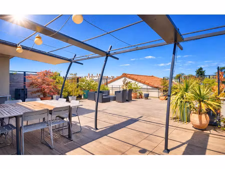 appartement tassin-la-demi-lune 122 m² t-6 à vendre  740 000 €