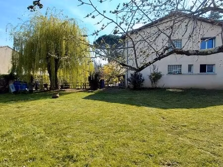 spacieuse maison 6 pièces à blan  132 m²