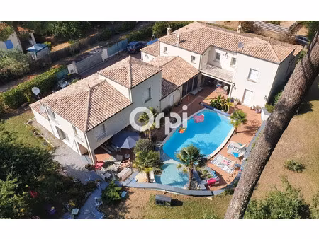 maison les mathes m² t-8 à vendre  1 050 000 €