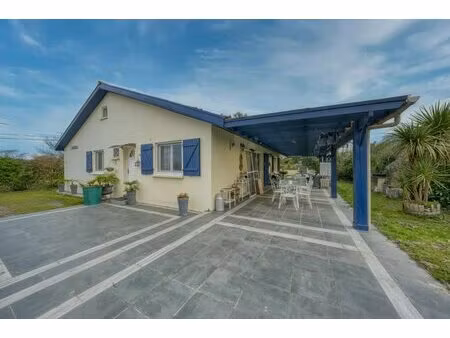maison familiale 170 m² avec piscine à port-de-lanne