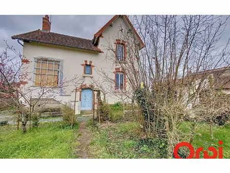 maison saint-amand-montrond m² t-5 à vendre  99 000 €