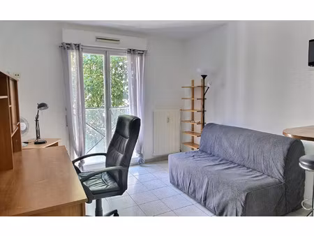 location appartement  m² t-1 à marseille 5  483 €