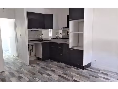 location appartement  31.75 m² t-2 à lorris  384 €