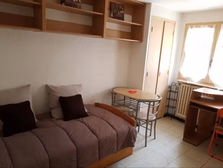 location appartement 1 pièce 18 m² à nîmes (30000)