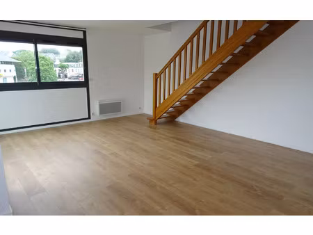 location appartement  78.49 m² t-3 à saint-renan  820 €