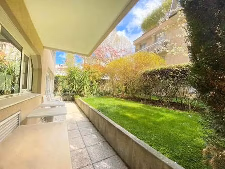 vente bureaux 213 m²