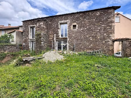 grange en pierres à rénover avec jardin en un ou plusieurs l