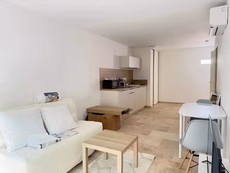 location appartement 1 pièces 30 m2 à aix-en-provence
