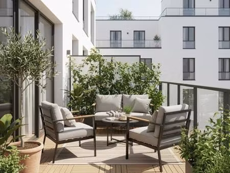 beau 3 pieces bien agence balcon 2eme etage secteur centre ville