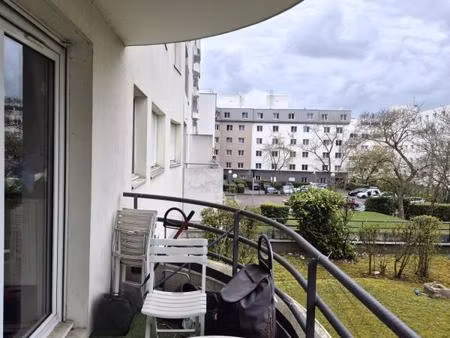studio avec mezzanine  balcon et parking - cité descartes -