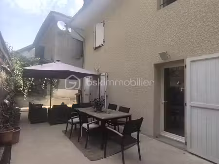maison traditionnelle de 123 m² à apprieu