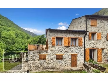 maison à vendre dans petit hameau