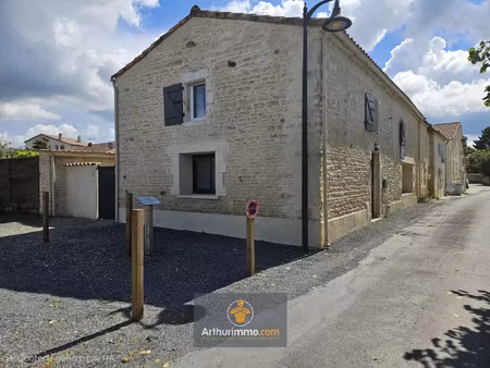 vente maison 6 pièces 136 m2 à courçon