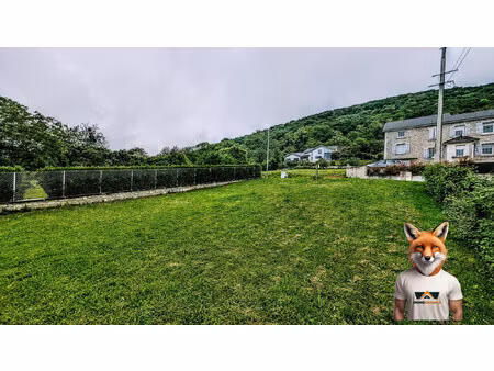 terrain constructible de 547 m²à avanne