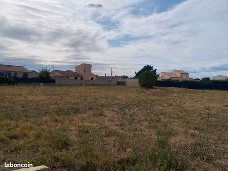 terrain 673 m² saint nazaire d aude