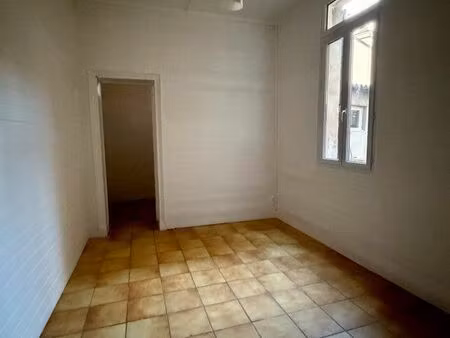 appartement de type f1 centre ville de dreux